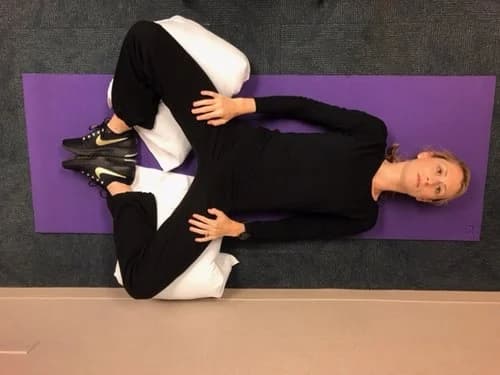 Растяжка приводящих мышц